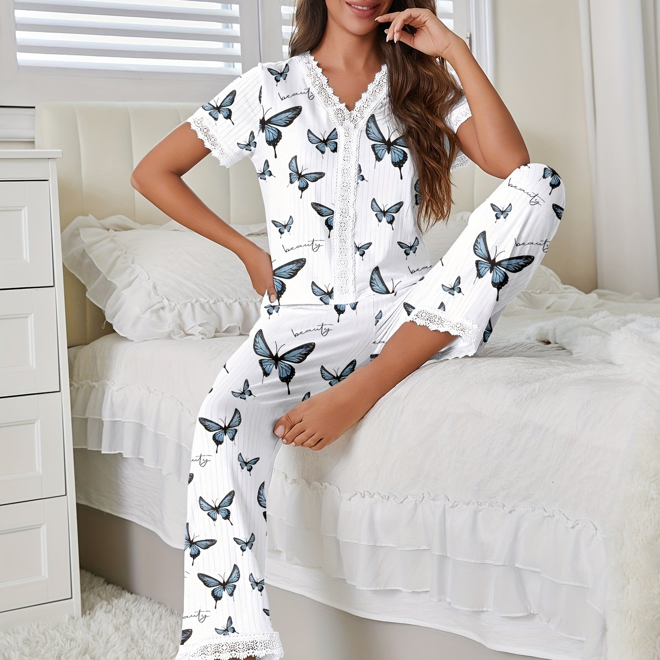 Womens Cosy Elegant Floral Print V-Neck Lace Trim Short Sleeve Pyjama Set