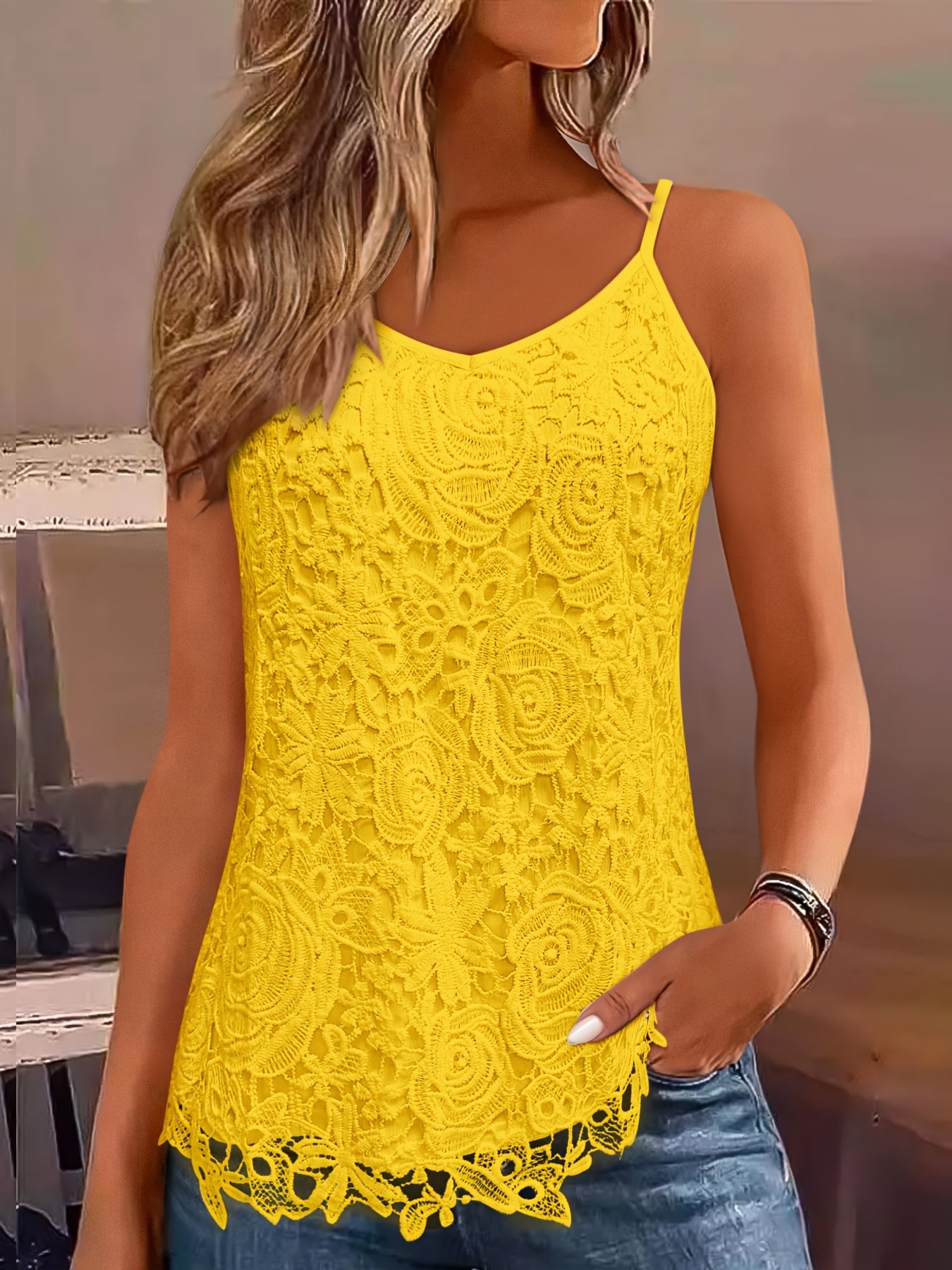 Womens Elegant Summer Lace-Trimmed V-Neck Sleeveless Floral Top