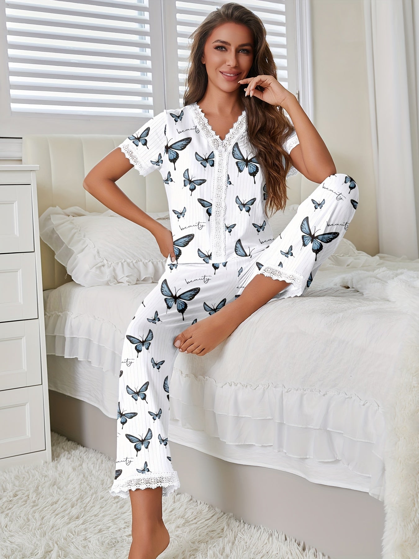 Womens Cosy Elegant Floral Print V-Neck Lace Trim Short Sleeve Pyjama Set
