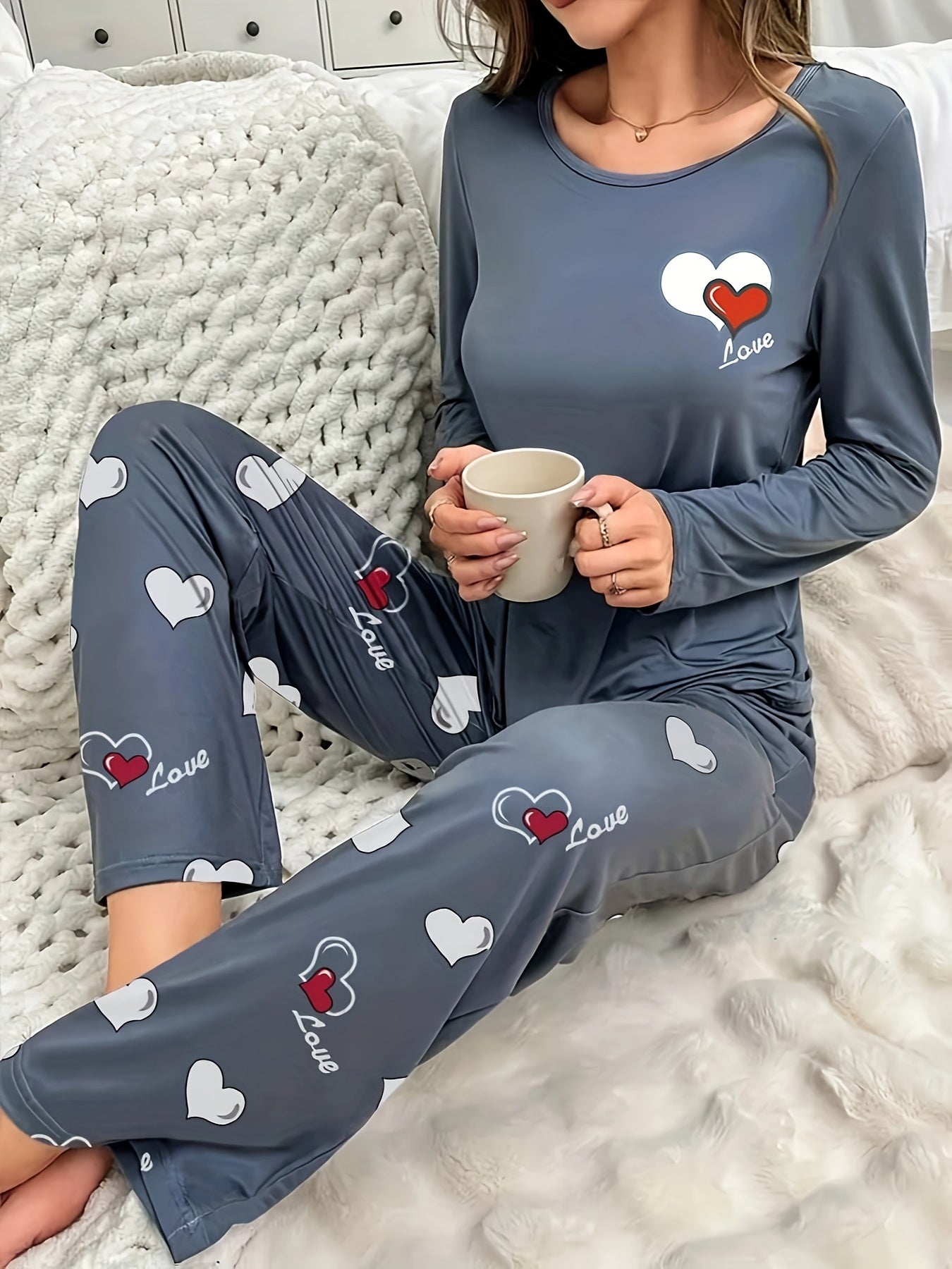 Womens Heart Pattern Long Sleeve & Pants Round Neck Loose Fit Pyjama Set