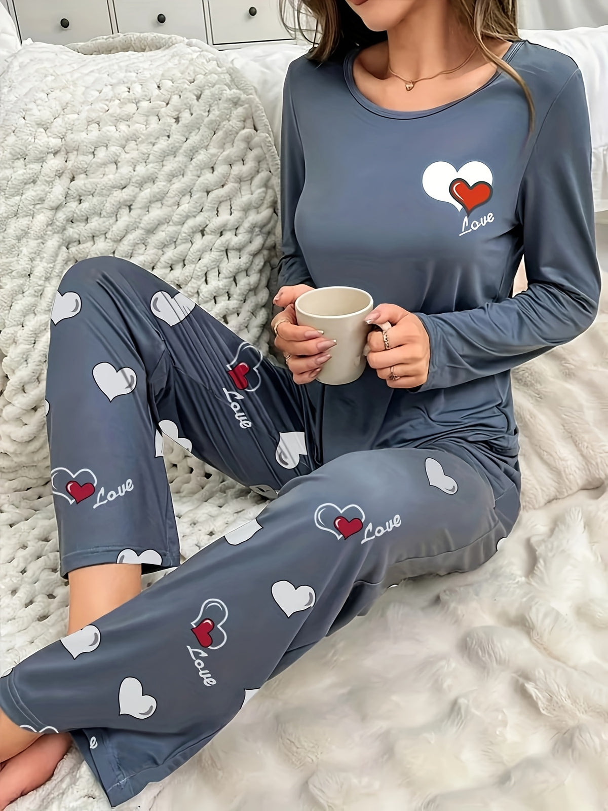 Womens Heart Pattern Long Sleeve & Pants Round Neck Loose Fit Pyjama Set