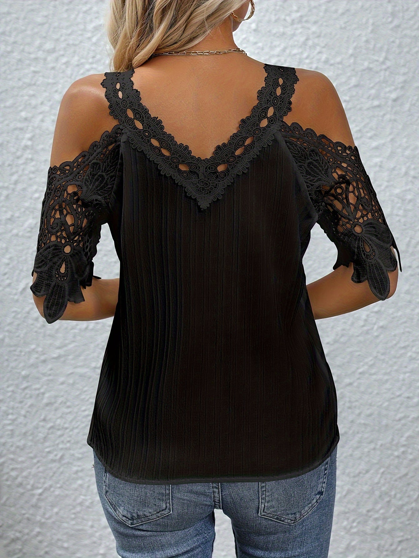 Womens Elegant Lace Cold Shoulder Sleeve V-Neck Floral Applique Detail Loose Fit Top