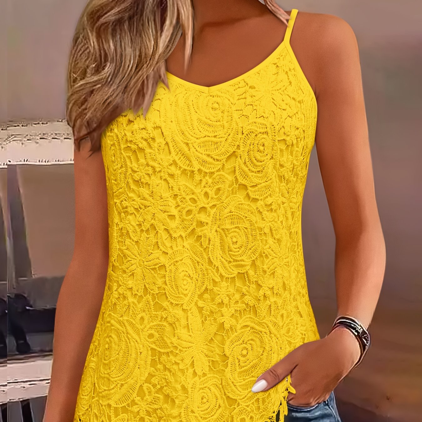 Womens Elegant V-Neck Lace Sleeveless Solid Colour Camisole Top