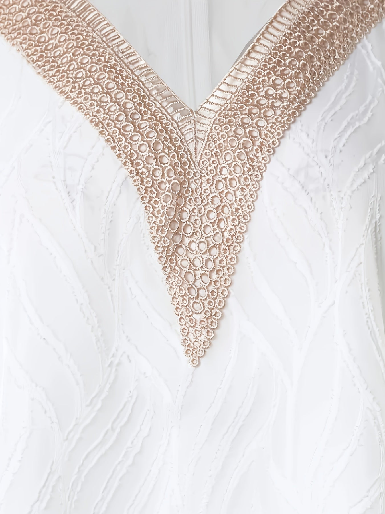 Womens Solid Colour Sleeveless V-Neck Lace Patchwork Textured Top