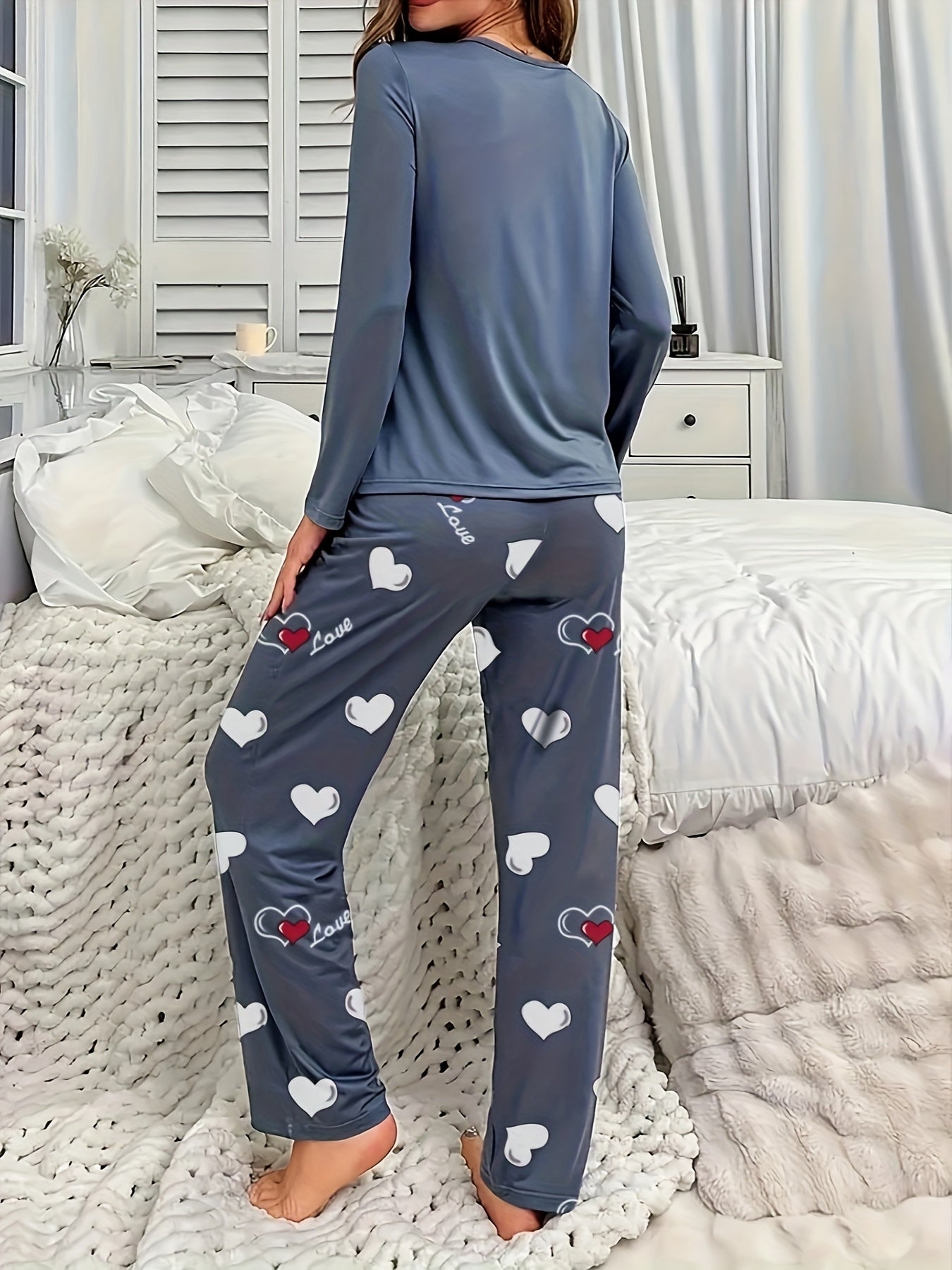 Womens Heart Pattern Long Sleeve & Pants Round Neck Loose Fit Pyjama Set
