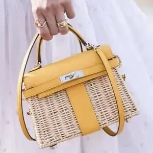 Womens Design Bamboo Flap HandBag