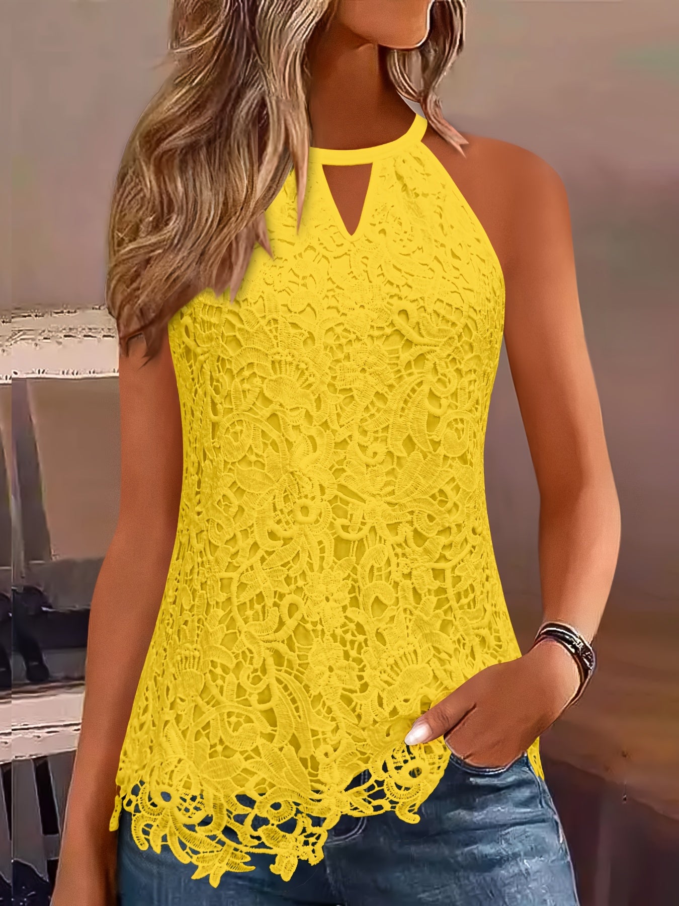Womens Elegant Lace Trim Hollow-Out Solid Colour Round Neck Sleeveless Top