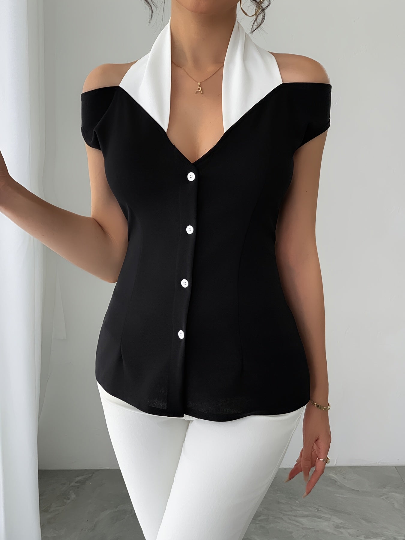Womens Elegant Black and White Off-Shoulder Chic V-Neck Short Sleeve Top
