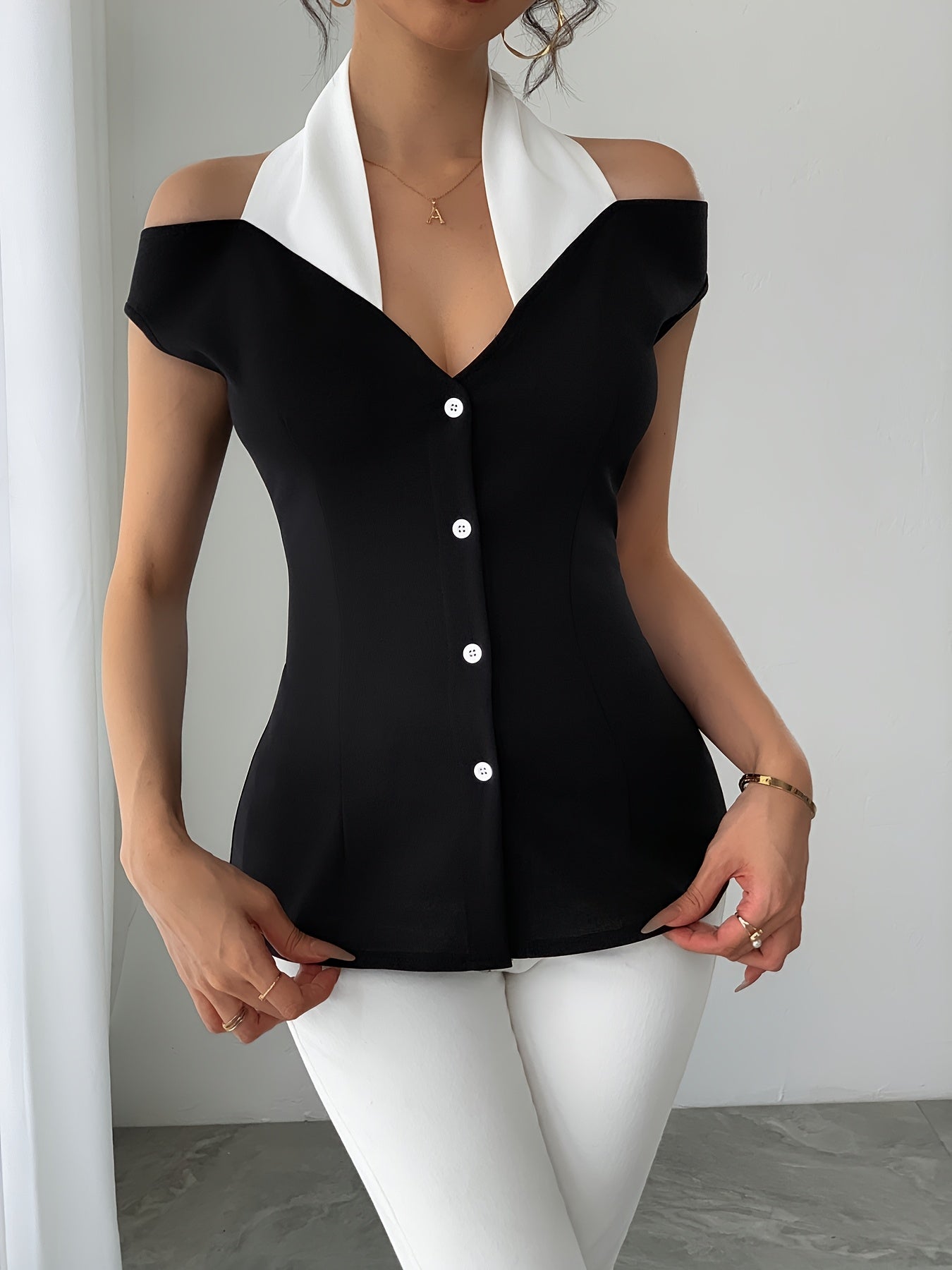 Womens Elegant Black and White Off-Shoulder Chic V-Neck Short Sleeve Top