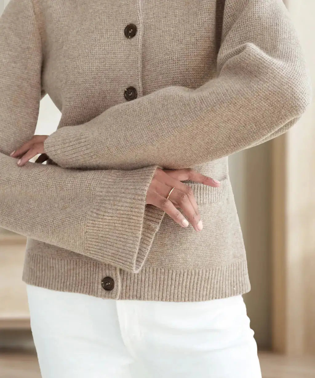 Womens Classic Style Bastian Cardigan