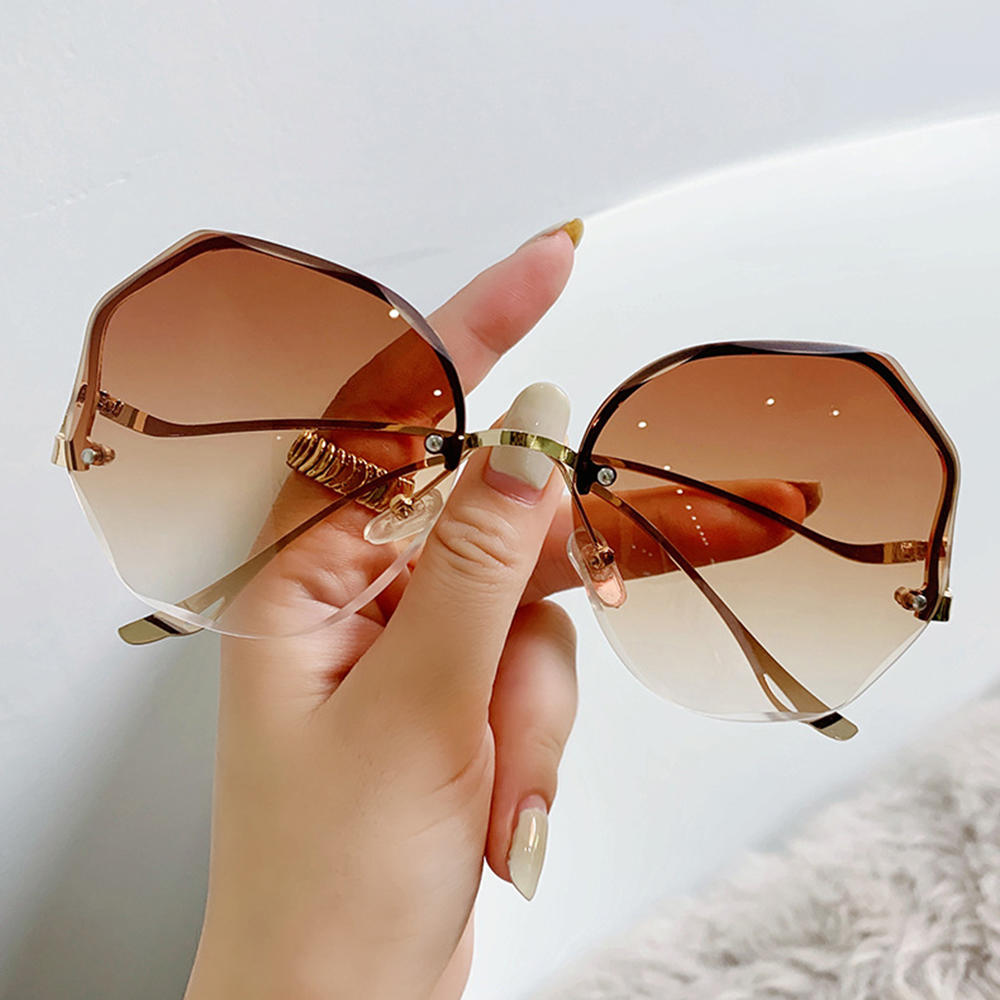 Women Fashion Irregular Sunglasses Girls Female Eyewear Luxury Vintage Sun Glasses