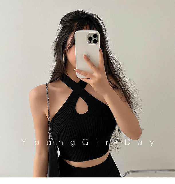 Womens Halter Neck Knitted Off Shoulder Crop Top